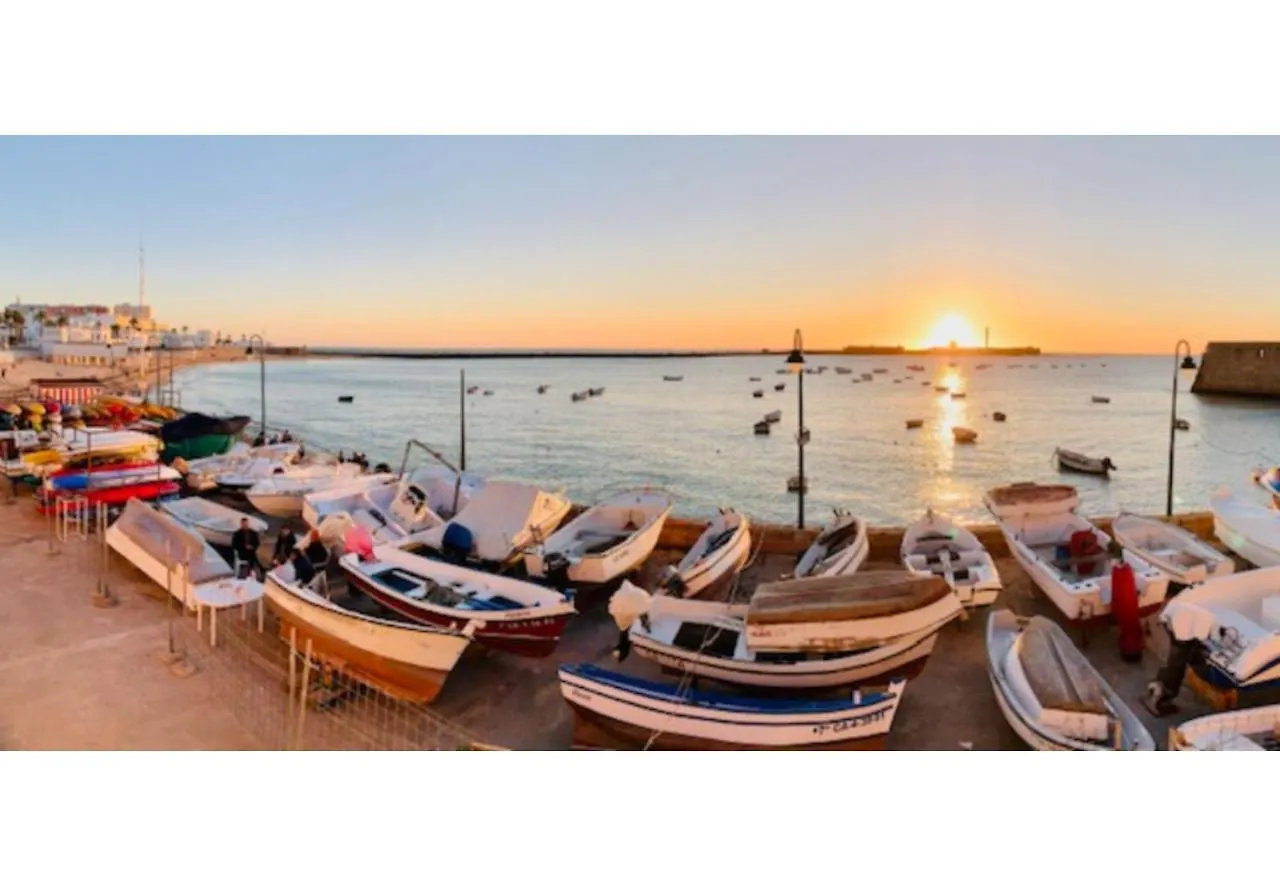 Terraza-Caleta Beach Home By Cadiz4Rentals Apartment Cadiz